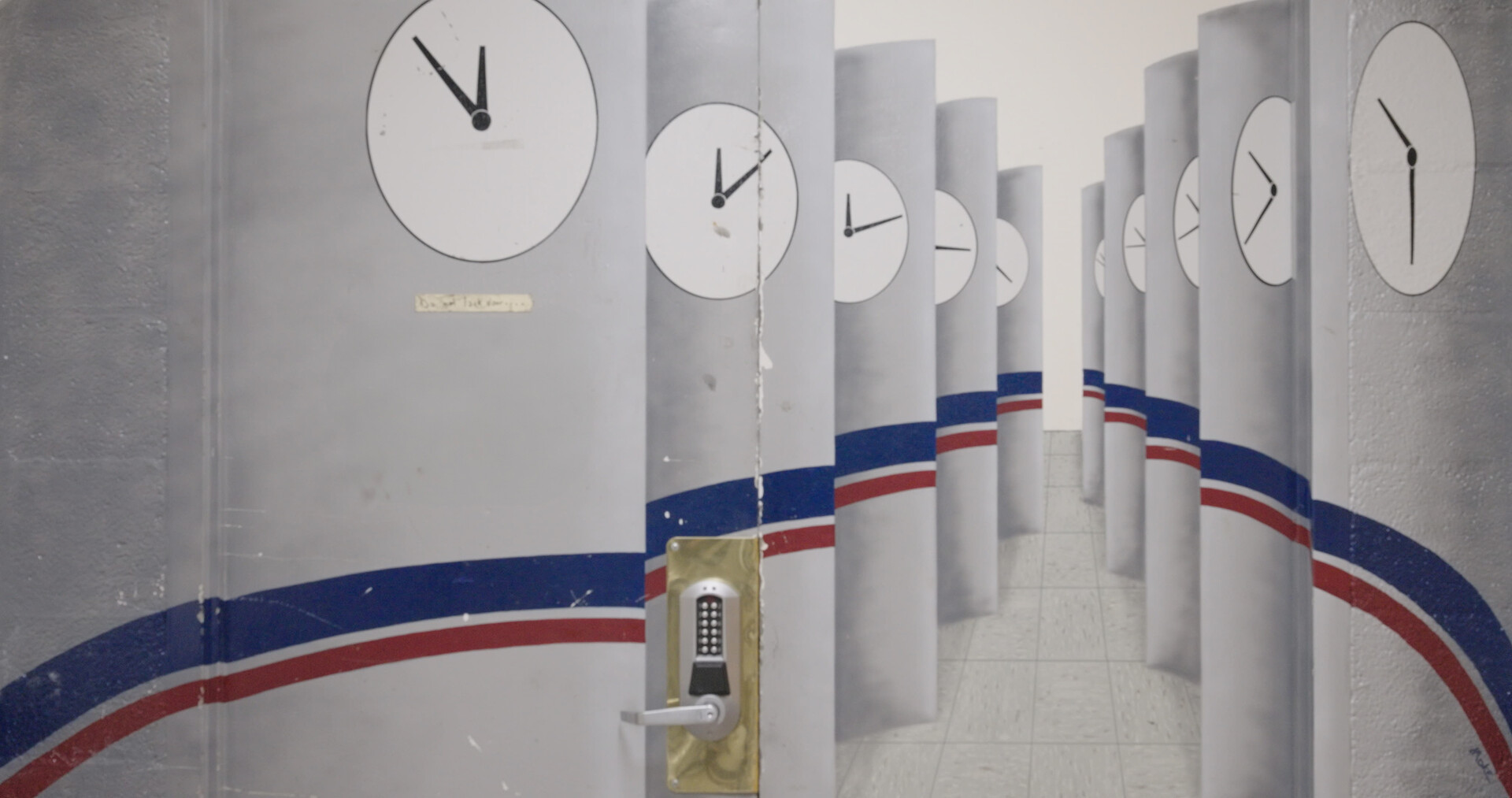 9,192,631,770 Hz - video still